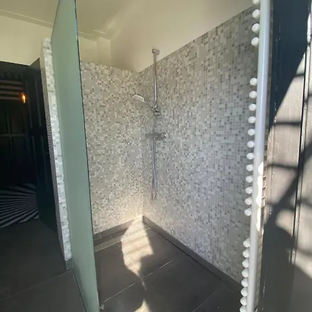 Апартаменты Luxury Location